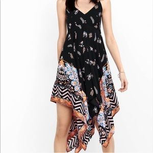 Express Floral Handkerchief Dress 🌻🌺🌷🔥